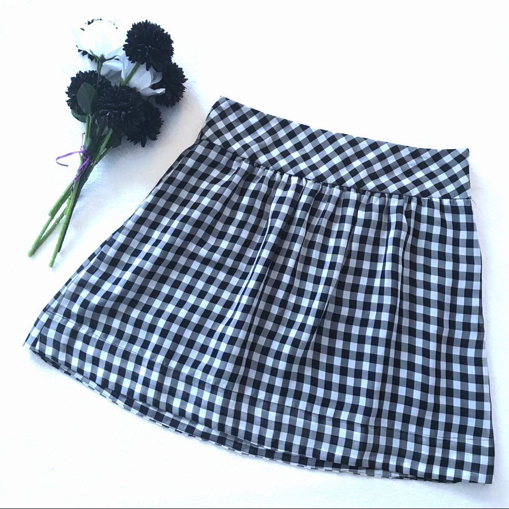 GAP Plaid Skirt Size 6 Navy Blue White Y2K